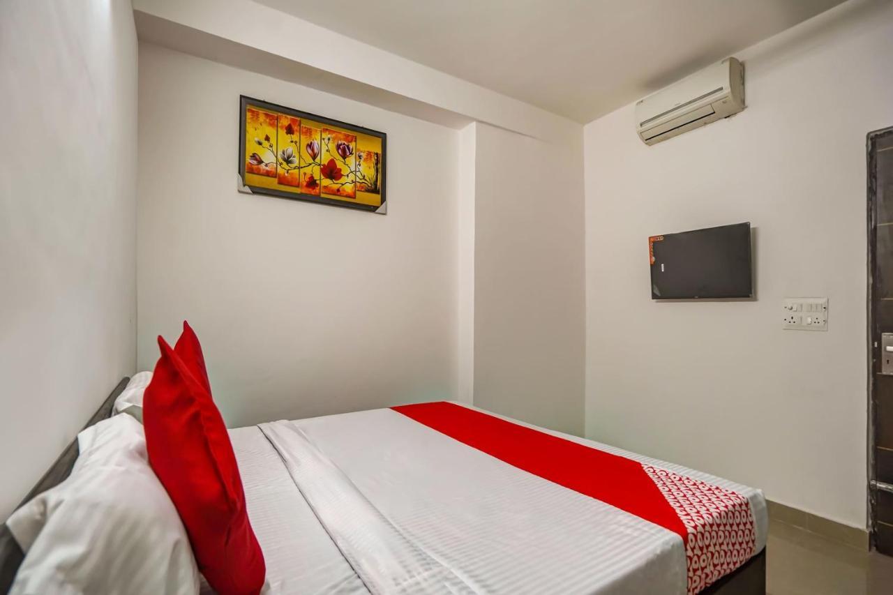 Hotel O Pubg Residency Nuova Delhi Esterno foto
